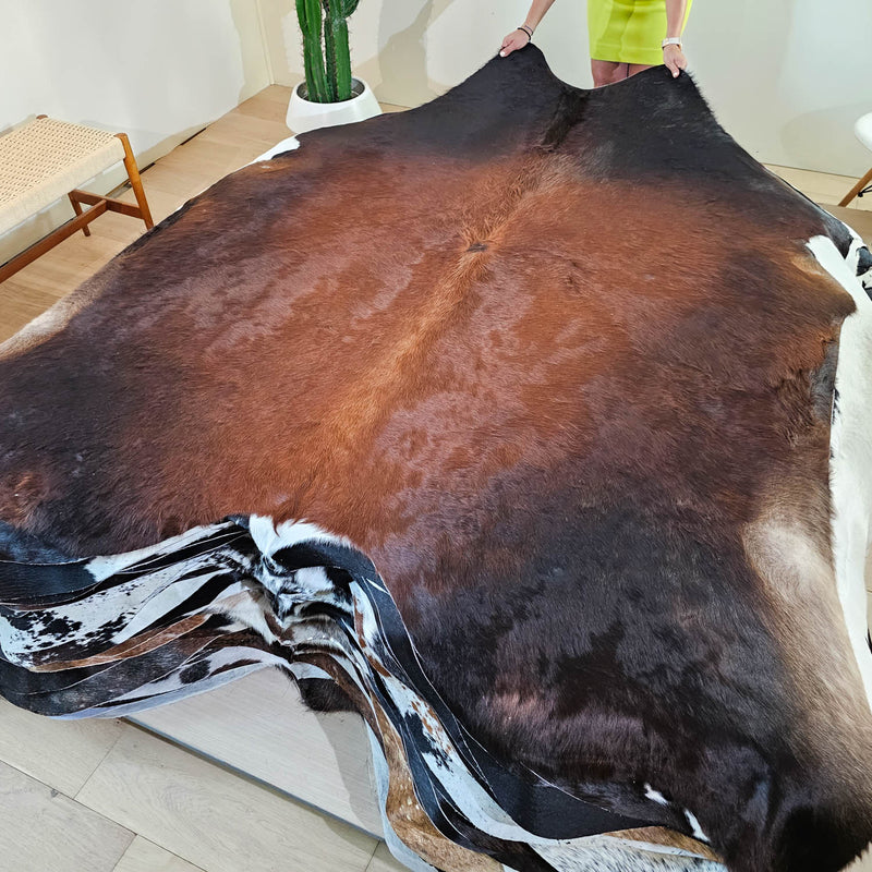 Natural Brazilian Chocolate Cowhide Rug Size X Large 2334
