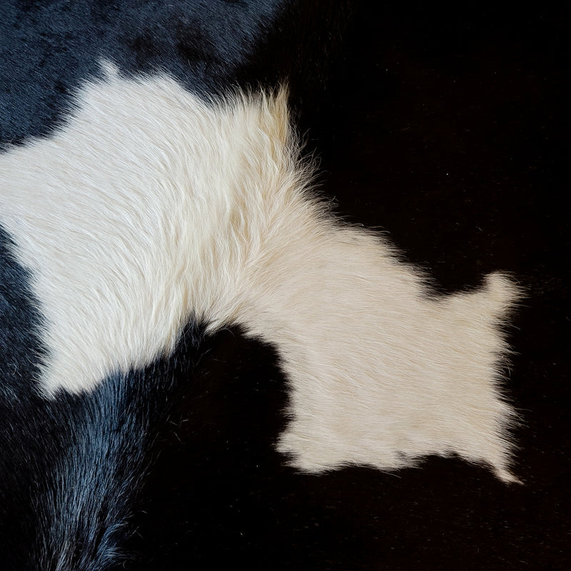 Natural Black And White Cowhide Rug Size X Large 2850 , Stain Resistant Fur | eCowhides