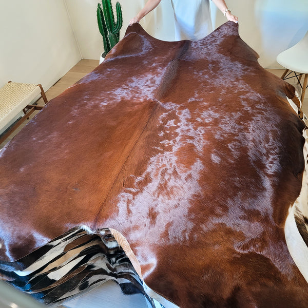 Natural Brown Cowhide Rug Size X Large 2862