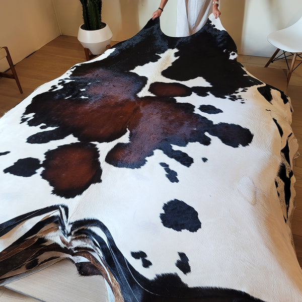 Natural Brazilian Chocolate and White Cowhide Rug Size X Large 3059