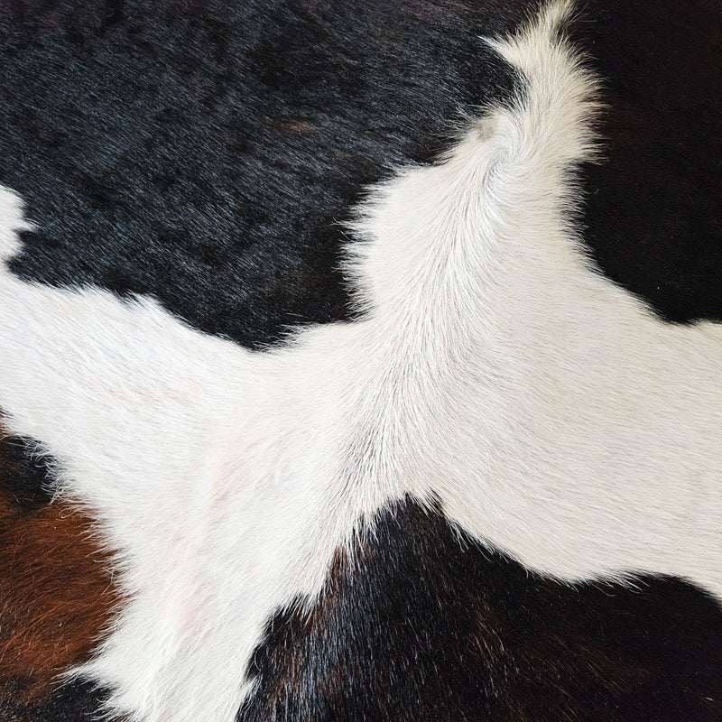 Dark Tricolor Cowhide Rug Size X Large 4333