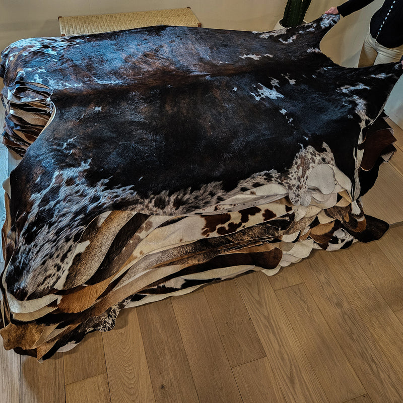 Tricolor Cowhide Rug Size XX Large 4413