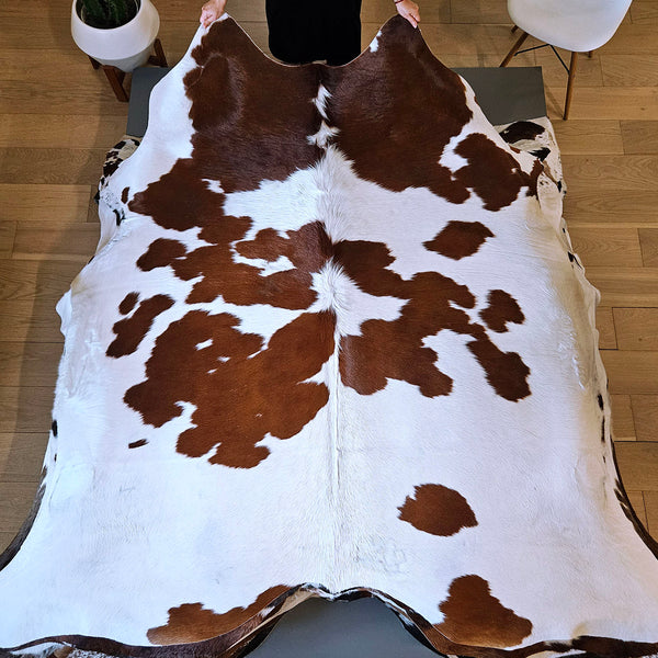 Brown and White Cowhide Rug Size 7'2" L x 6'11" W 6787