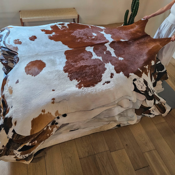 Brown and White Cowhide Rug Size 7'5" L x 6'11" W 7928