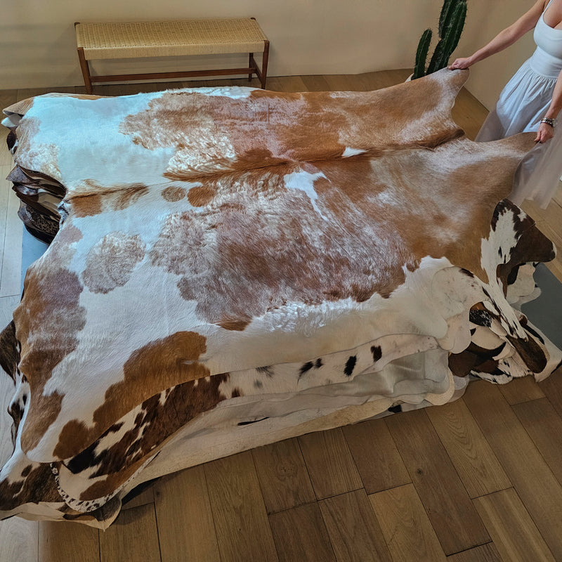 Palomino and White Cowhide Rug Size 7'9" L x 7'1" W 7968