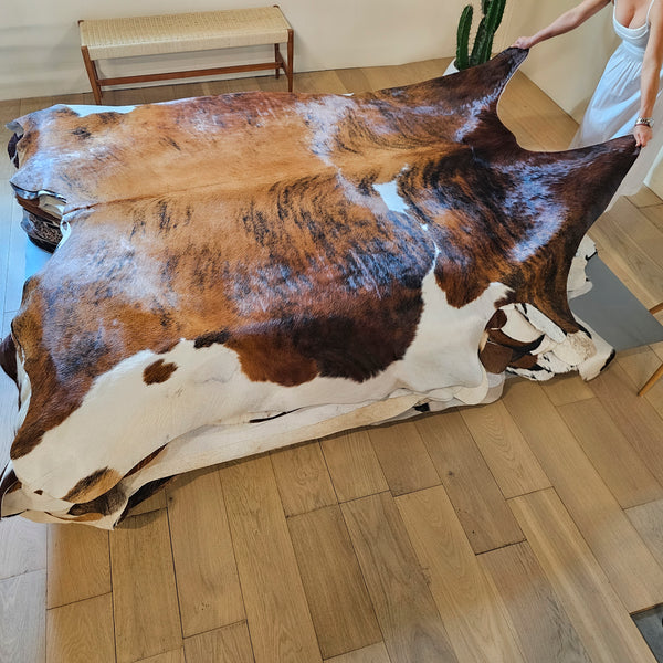 Brindle White Belly Cowhide Rug Size 8'4" L x 7'9" W 7989