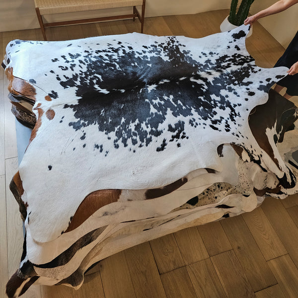 Black Salt and Pepper Cowhide Rug Size 7'0" L x 6'6" W 8067