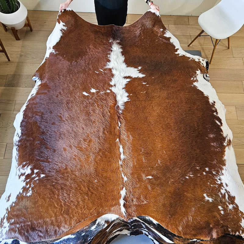 Brown and White Cowhide Rug Size 7'3" L x 7'2" W 8408