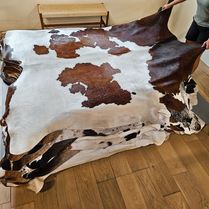 Brown and White Cowhide Rug Size 7'10" L x 6'8" W 8629