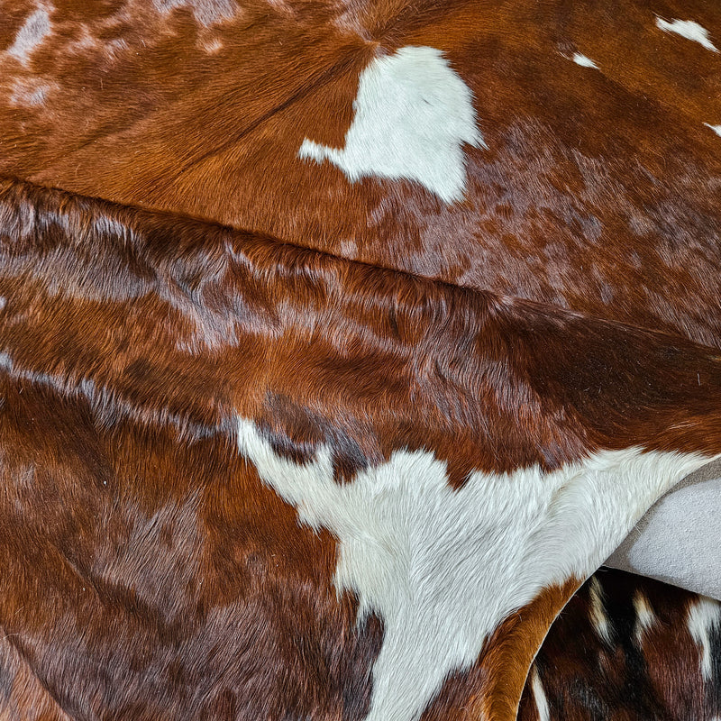 Brown and White Cowhide Rug Size 7'3" L x 7'1" W 8652