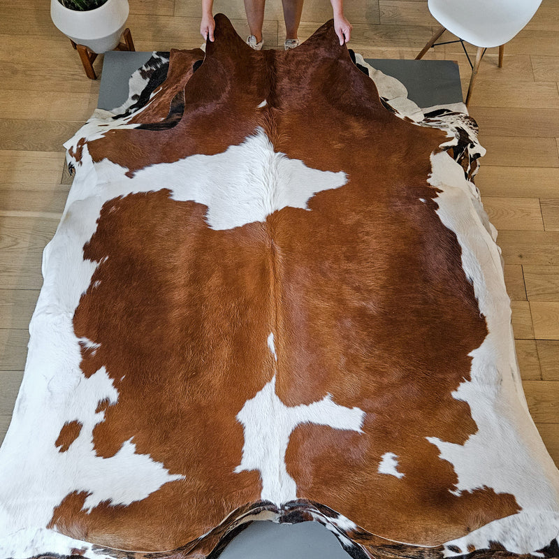 Brown and White Cowhide Rug Size 7'3" L x 6'10" W 8678