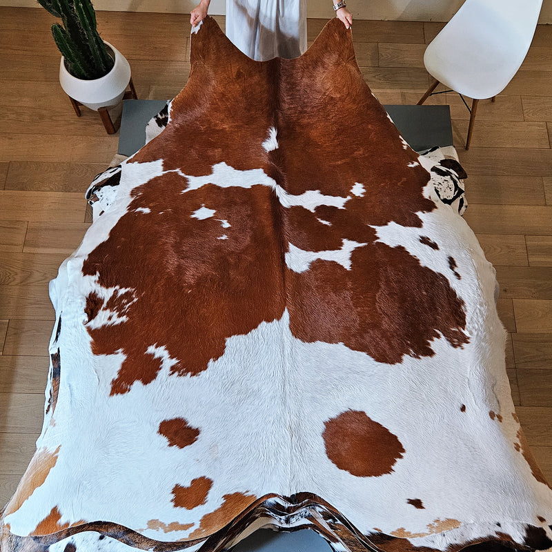 Brown and White Cowhide Rug Size 7'5" L x 6'11" W 7928