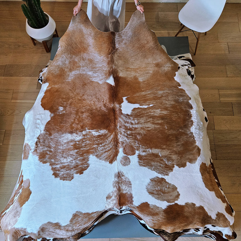 Palomino and White Cowhide Rug Size 7'9" L x 7'1" W 7968