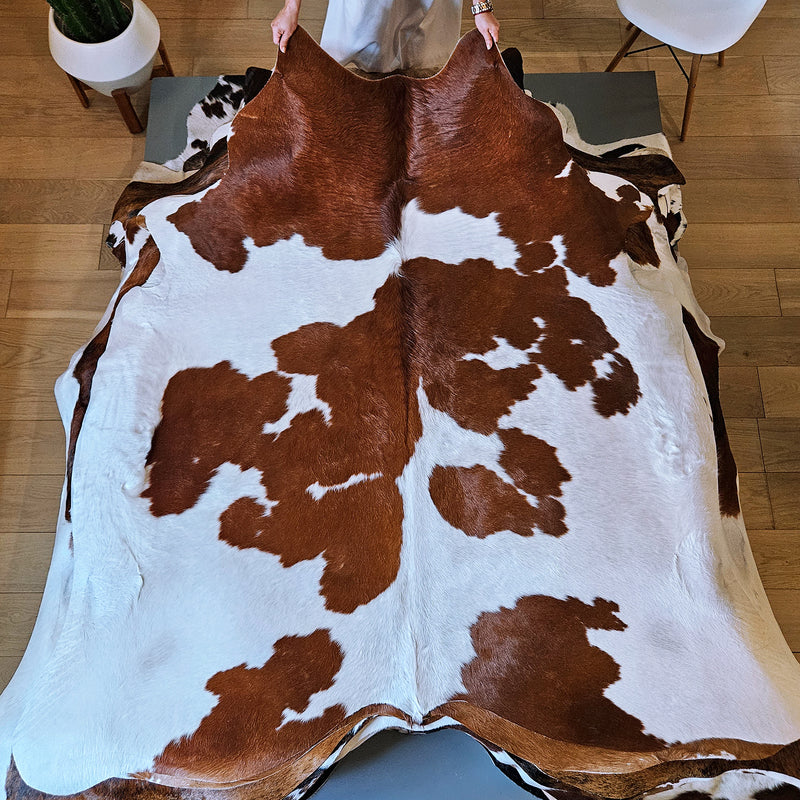 Brown and White Cowhide Rug Size 6'8" L x 6'5" W 7987