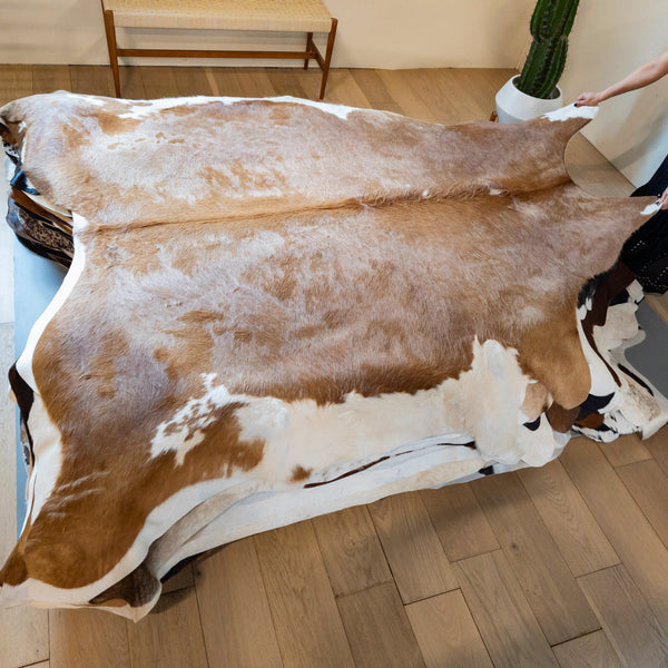 Brown and White Cowhide Rug Size 7'9" L x 7'3" W 8158