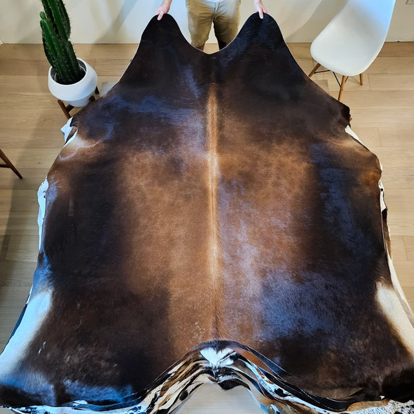 Natural Brazilian Chocolate Cowhide Rug Size X Large 2327