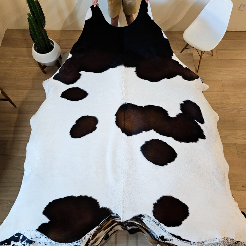 Natural Brazilian Chocolate And White Cowhide Rug Size Xx Large 2382 , Stain Resistant Fur | eCowhides