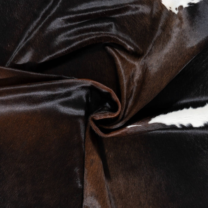 Brazilian Mahogany Cowhide Rug Size 7'7" L x 6'6" W 2311