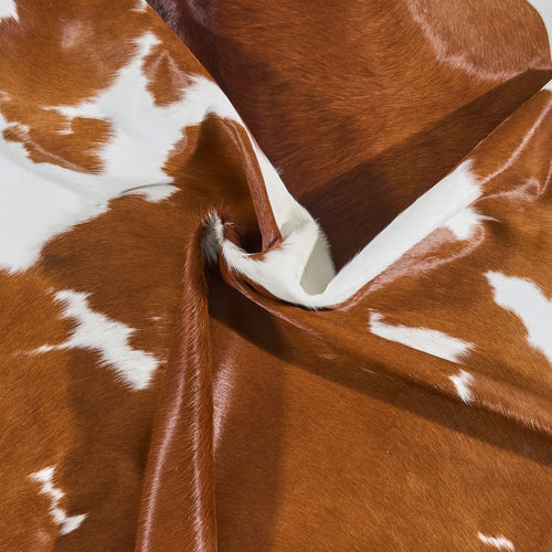 Brazilian Brown and White Cowhide Rug Size 5'11" L x 4'11" W 2650