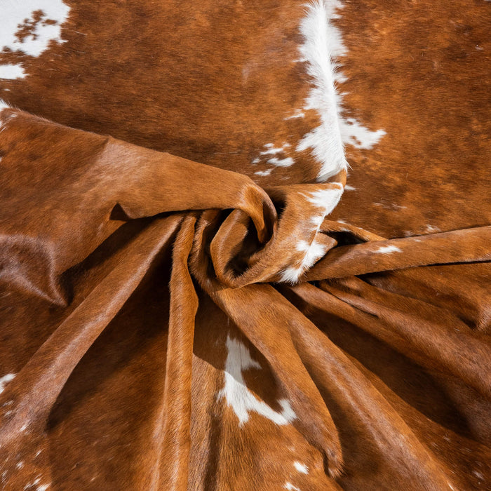 Brown and White Cowhide Rug Size 7'7" L x 6'10" W 2921