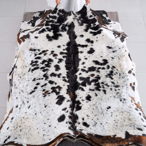 White Tricolor Cowhide Rug Size 6'9" L x 6'5" W 6528