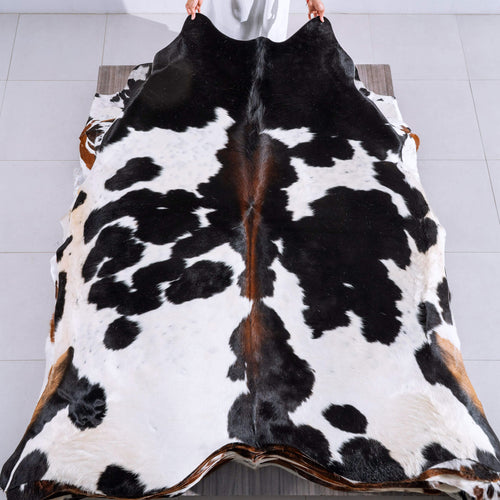 Black and White Cowhide Rug Size 7'8" L x 7'8" W 6545
