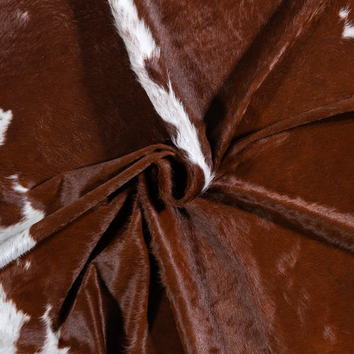 Brazilian Hereford Cowhide Rug Size 7'9" L x 7'3" W 6714