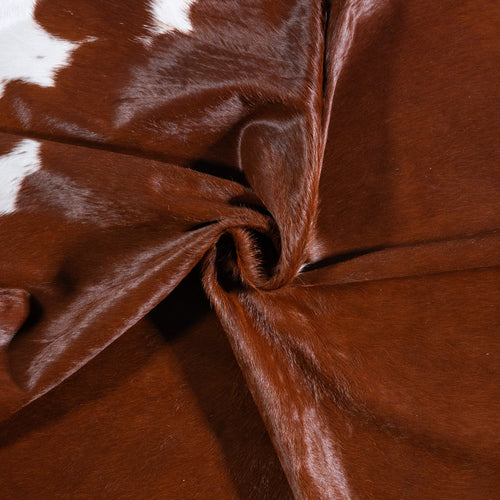 Brazilian Hereford Cowhide Rug Size 7'8" L x 7'1" W 6719