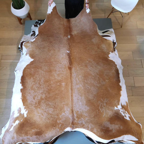 Brown and White Cowhide Rug Size 7'9" L x 7'3" W 8158