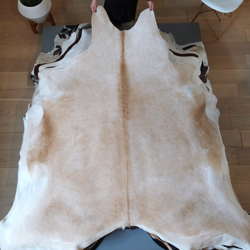 Brazilian Champagne Cowhide Rug Size 7'2" L x 7'4" W 8150