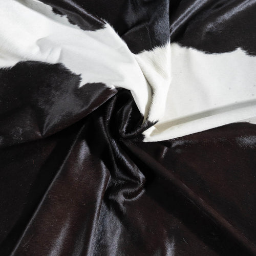 Brazilian Black and White Cowhide Rug Size 7'5" L x 6'7" W 8901