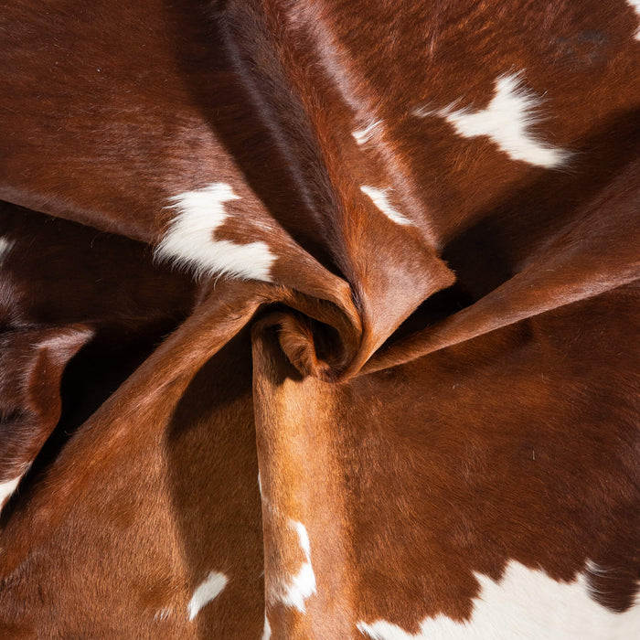 Brown and White Cowhide Rug Size 6'4" L x 5'1" W 9252