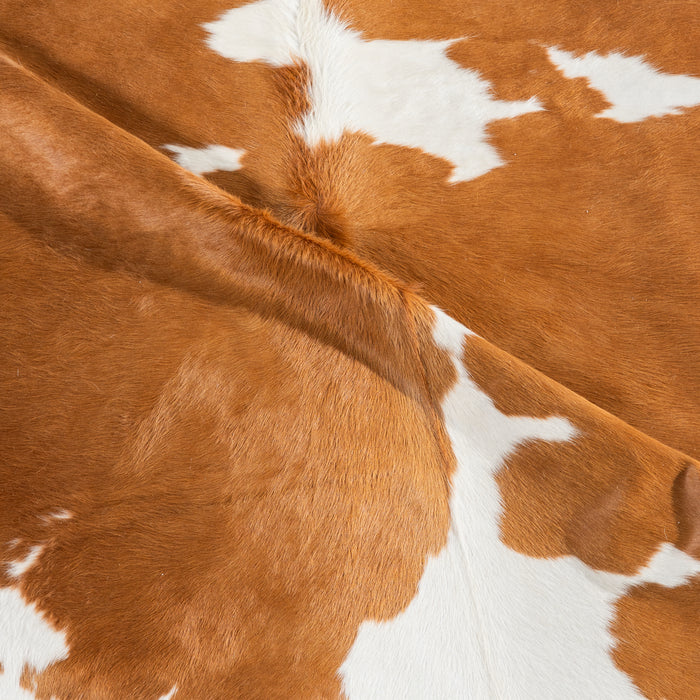 Brown and White Cowhide Rug Size 7'5" L x 7'3" W 5403