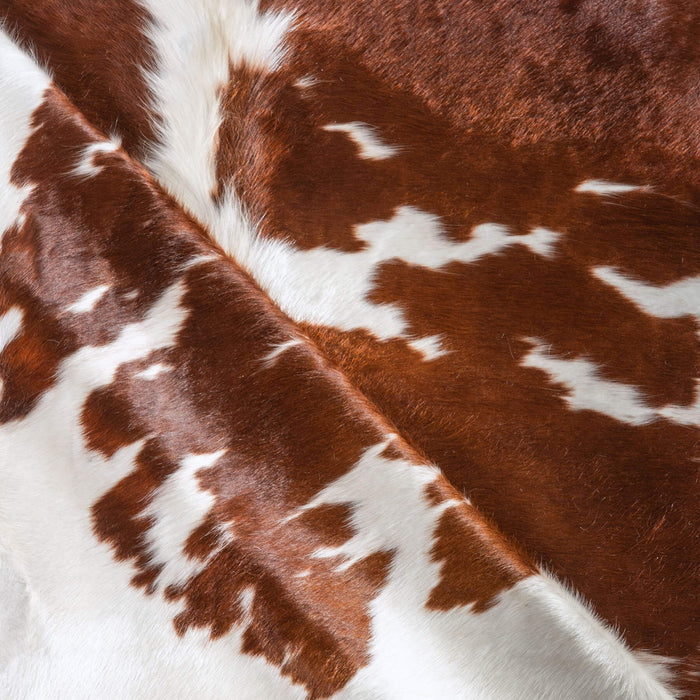 Brown and White Cowhide Rug Size 7'5" L x 6'5" W 6417