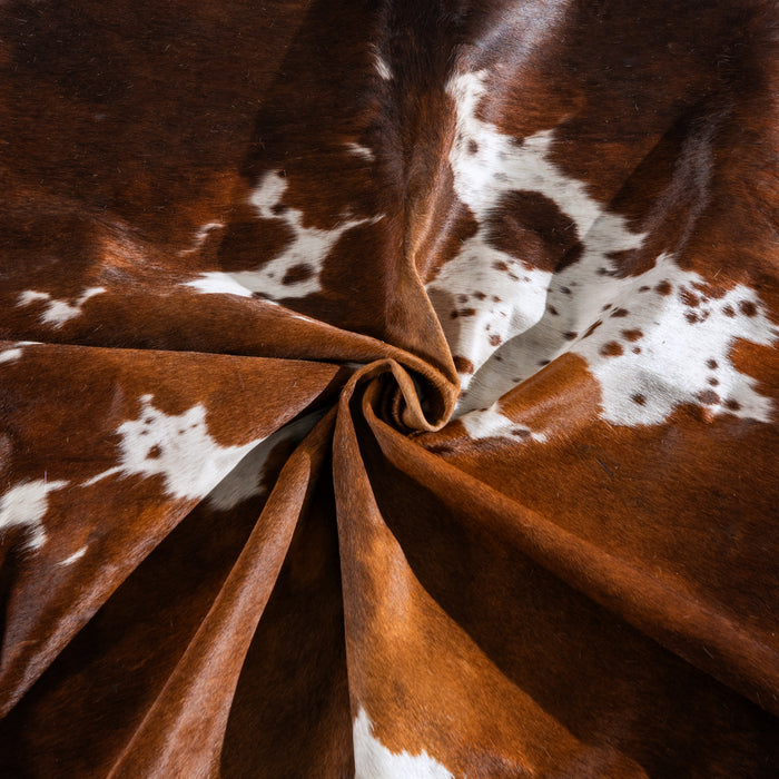 Brown and White Cowhide Rug Size 6'5" L x 6'2" W 4017