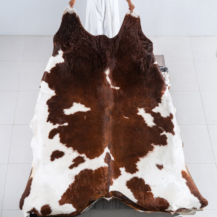 Chocolate and White Cowhide Rug Size 8'8" L x 7'9" W 5423