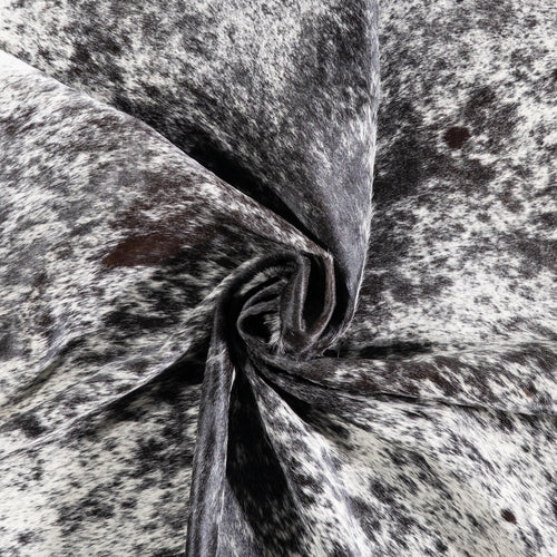 Brazilian Black Salt and Pepper Cowhide Rug Size 6'10" L x 6'6" W 5850