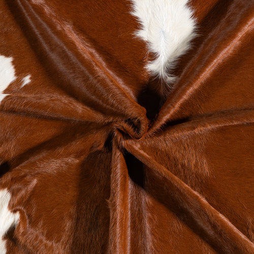 Brazilian Hereford Cowhide Rug Size 7'8" L x 7'3" W 5364