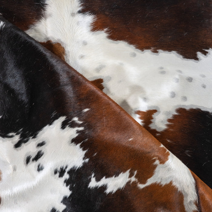 Chocolate and White Cowhide Rug Size 7'2" L x 6'3" W 6233