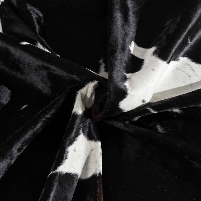 Black and White Cowhide Rug Size 8'2" L x 6'4" W 6433