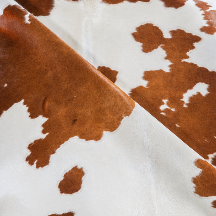 Brown and White Cowhide Rug Size 7'11" L x 7'4" W 5439