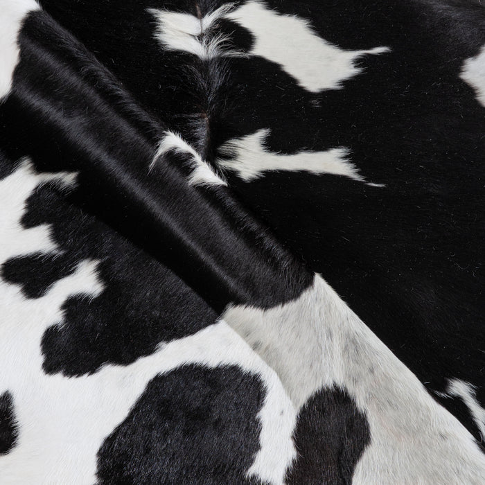 Black and White Cowhide Rug Size 6'6" L x 6'2" W 5457