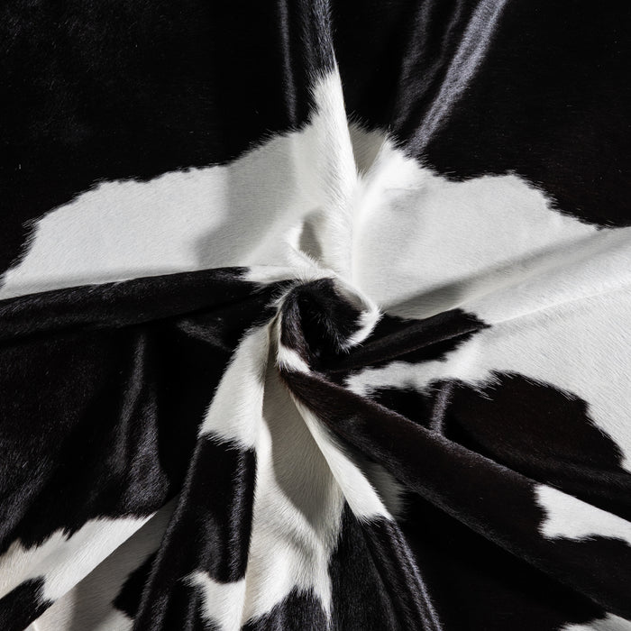 Brazilian Black and White Cowhide Rug Size 7'7" L x 5'5" W 3669
