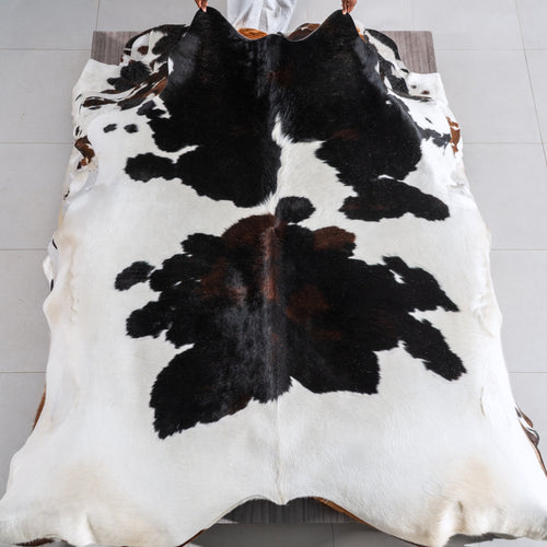 Chocolate and White Cowhide Rug Size 7'8" L x 7'7" W 6468