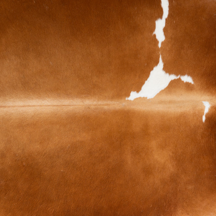 Brown and White Cowhide Rug Size 6'10" L x 7'1" W 5483