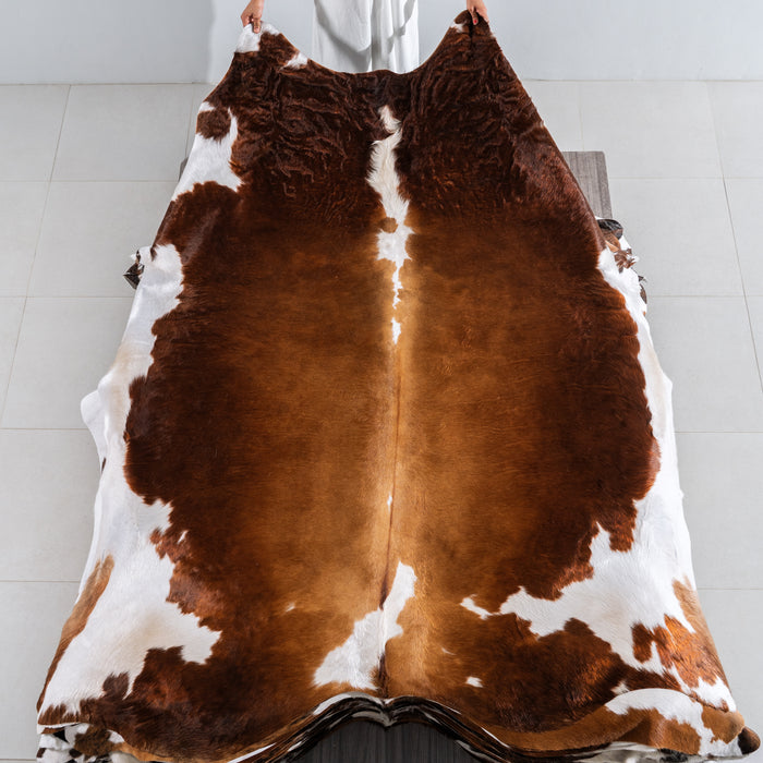Brown and White Cowhide Rug Size 8'3" L x 7'5" W 4144