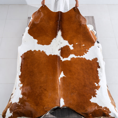 Brown and White Cowhide Rug Size 7'7" L x 7'2" W 5089