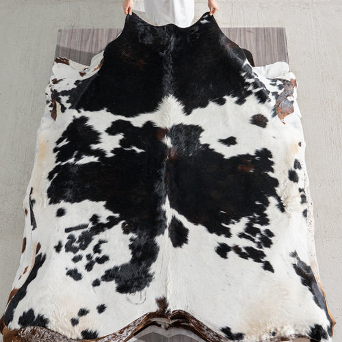 Black and White Cowhide Rug Size 7'4" L x 6'8" W 3043