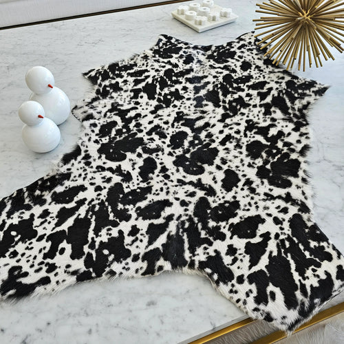 Dalmata Calf Hide