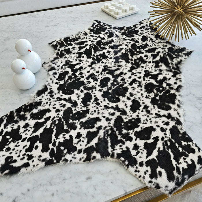 Dalmata Calf Hide